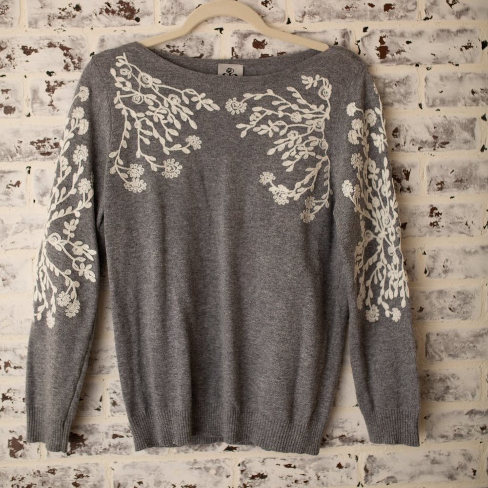 Grey sweater